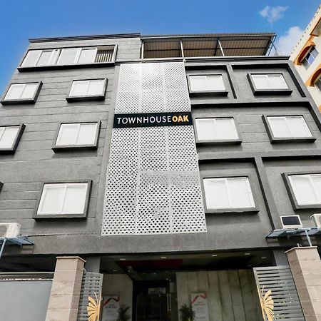 Super Townhouse Oak Sayhallo Ecstasy 布巴内什瓦尔 外观 照片