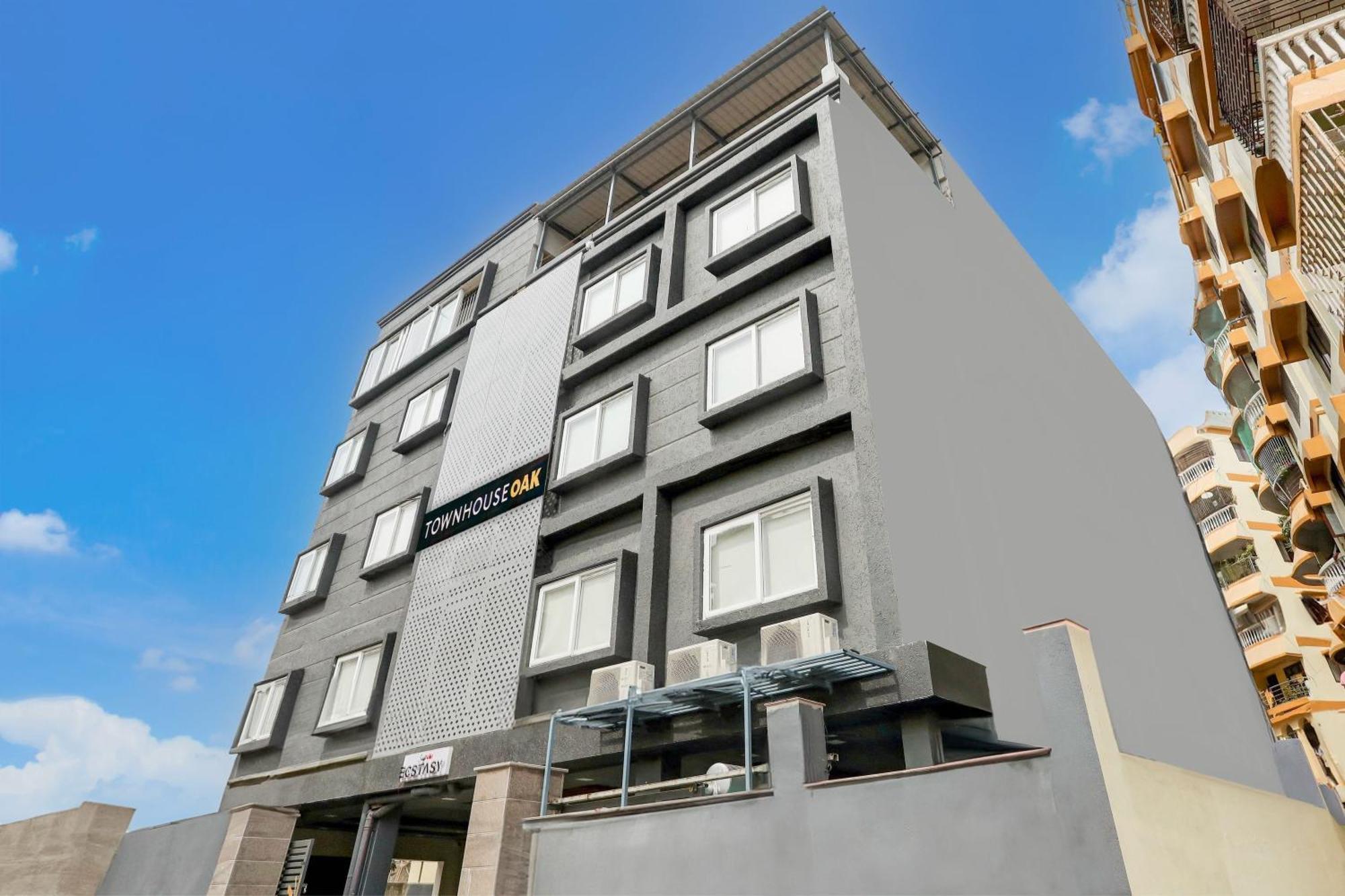 Super Townhouse Oak Sayhallo Ecstasy 布巴内什瓦尔 外观 照片